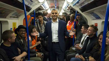 Tub de noapte Sadiq Khan
