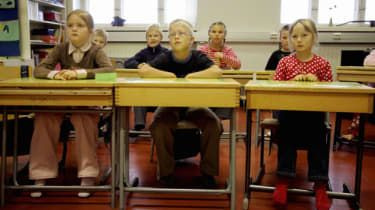 Warum Finnland traditionelle Schulfächer zugunsten von Themen abschafft