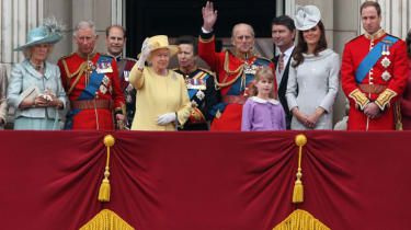 Karališkoji šeima: ar 56 pensai per metus yra mūsų monarchijos sandoris?