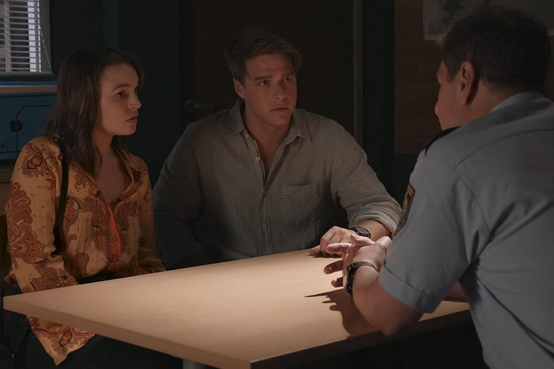 En casa y fuera, Colby Thorne, Bella Nixon, Sargento Cooper