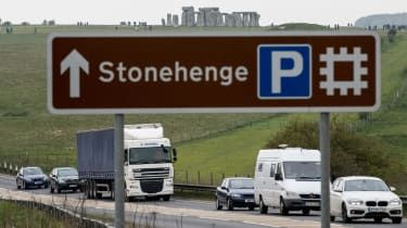 Slaget ved Stonehenge: hva du bør vite om det kontroversielle tunnelprosjektet på 1,7 milliarder pund