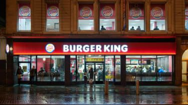 Burger King lanseeraa ei-vegaanisen vegaanisen hampurilaisen