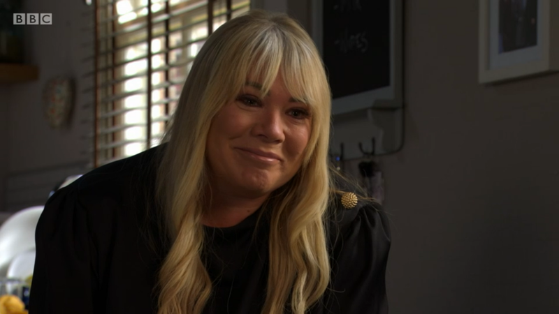 Sharon Watts toivotti tyttärentytär Alyssan tervetulleeksi perheeseen