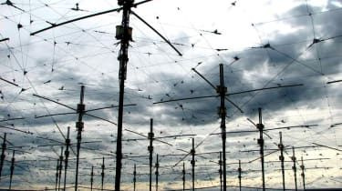 Teoriile conspirației HAARP: ce a făcut de fapt misteriosul program