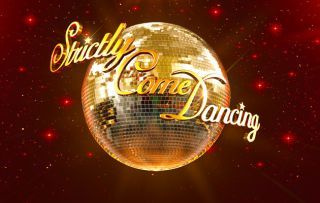 Strictly Come Dancing -tähti Natalie Lowe kertoo vaihtavansa Bruno Toniolin ohjelmassa