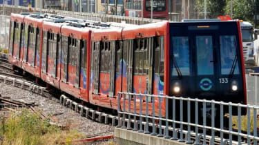 DLR-strejke: London-pendlerkaos, da 48-timers walkout begynder