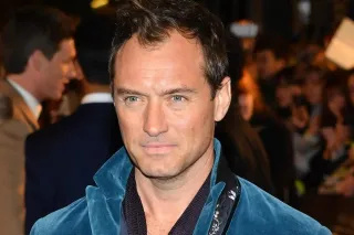 Jude Law wird Captain Hook in Disneys Live-Action Peter Pan und Wendy spielen