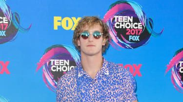 Logan Paul: YouTube skilles ad med en vlogger, der filmede lig i japansk selvmordsskov