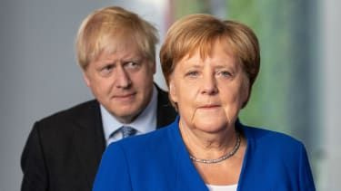 Boris Johnson a Angela Merkelová