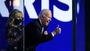 Joe Biden oslovuje priaznivcov po tom, čo bol potvrdený ako 46. prezident Spojených štátov