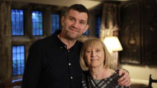 Ex-Premiership-jalkapalloilija Dominic Matteo tunteellisessa jaksossaan Long Lost Familyssa tänä iltana