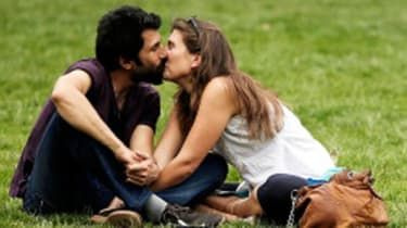 Por qué las parejas heterosexuales luchan por el derecho a tener uniones civiles