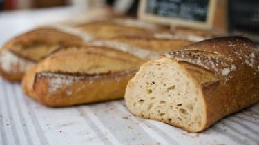 Baker usa orina de baños públicos para hacer 'pan Ricitos de oro'