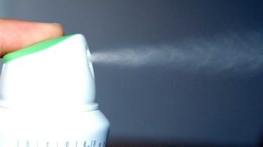 Oficialii din Viena distribuie deodorant pentru a combate mirosul corporal cauzat de valul de căldură