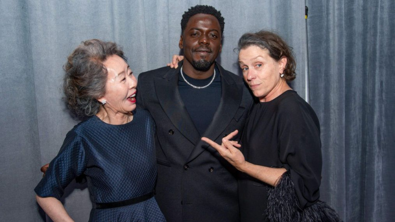 Oscars 2021 Backstage Yuh-Jung Youn, Daniel Kaluuya Frances McDormand