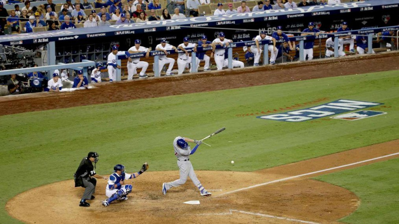 Yankees vs Astros, Cubs vs Dodgers: 2017. gada MLB līgas čempionāta seriāla TV grafiks