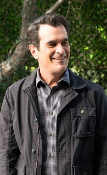MODERN FAMILY - TY BURRELL