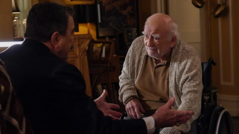 Kan Frank hjelpe gjestestjernen Ed Asner på 'Blue Bloods'? (FOTO)