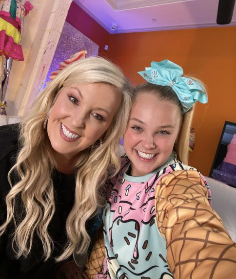 Celebrity Watch Party Fox JoJo Siwa