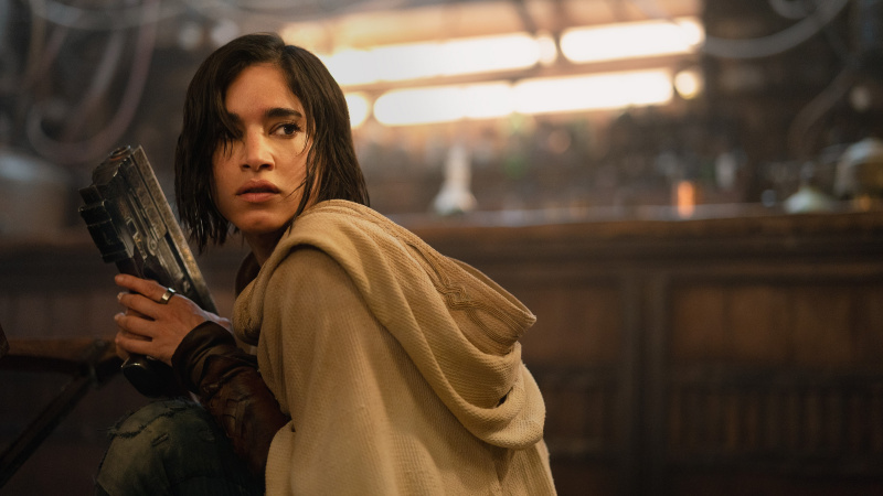   Rebel Moon'daki Kora rolünde Sofia Boutella
