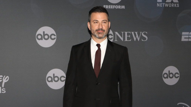 Jimmy Kimmel entschuldigt sich für die Verwendung von Blackface in 'The Man Show'