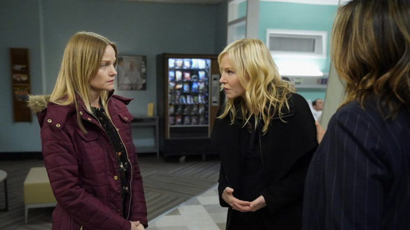 Rollins 'Schwester kehrt in' Law & Order: SVU 'Staffel 21 zurück (FOTOS)