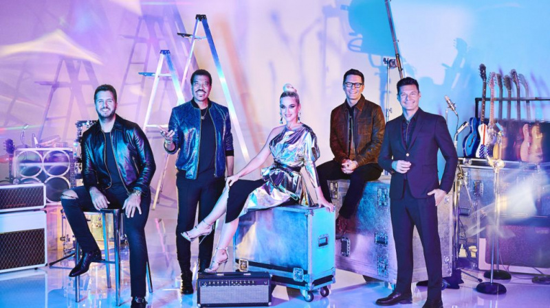 Anfitrião dos Juízes da American Idol Gallery