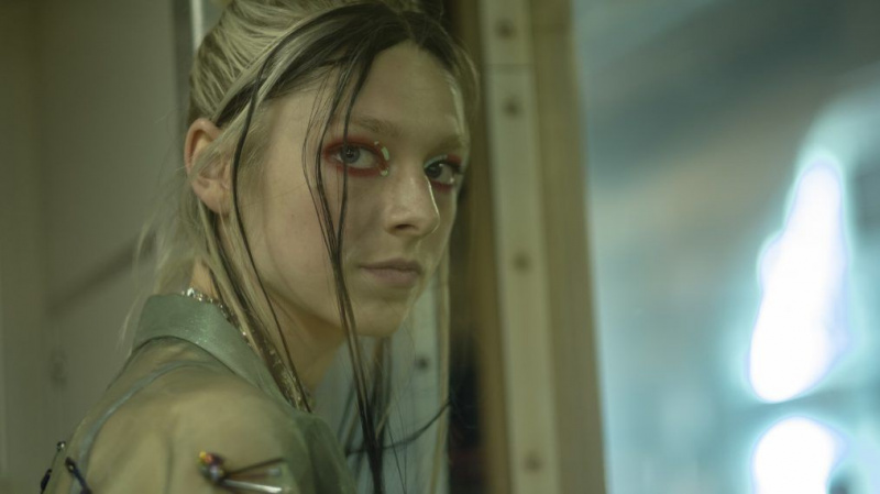 Jules Hunter Schafer Euphora