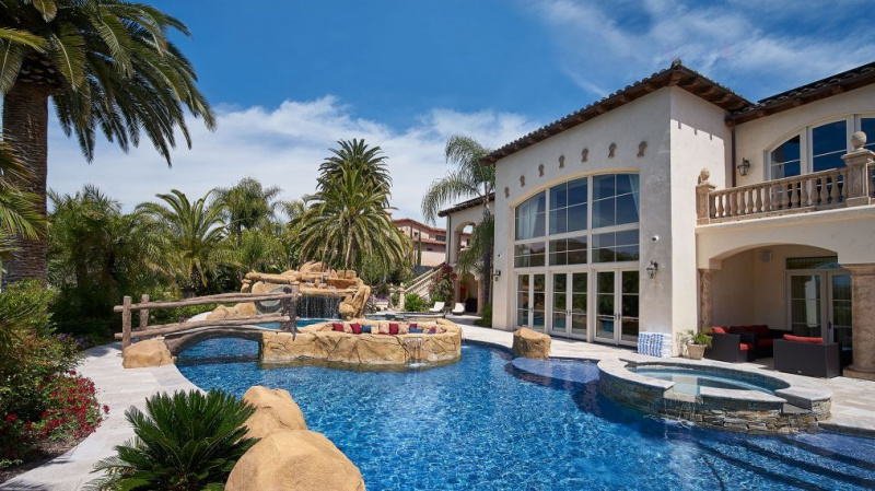3 maneras en que un pozo de natación califica para el 'Mejor de HGTV'. Piscina. Nunca.'