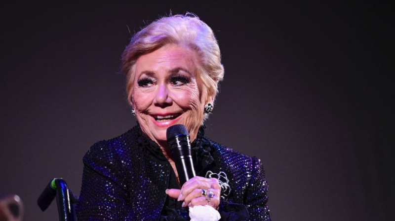 Mitzi Gaynor réfléchit sur son temps sur 'Ed Sullivan Show' avec les Beatles