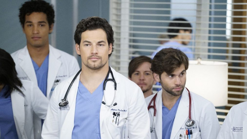 GIACOMO GIANNIOTTI, JAKE BORELLI