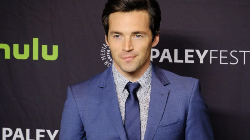 Pretty Little Liars - Ian Harding