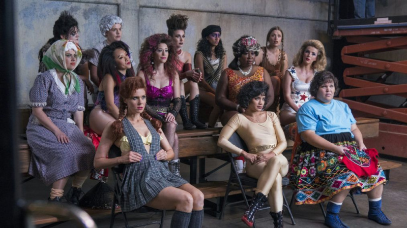 GLOW Staffel 2 Folge 1