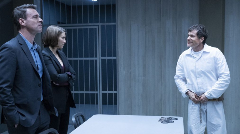 SCOTT FOLEY, LAUREN COHAN, DYLAN WALSH