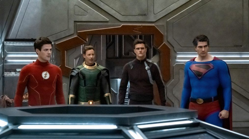 Crisis on Earth-X, Part 3