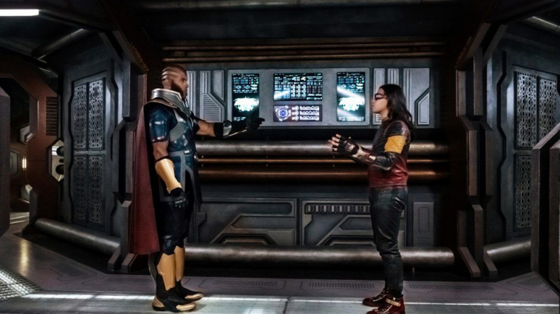 Crisis on Earth-X, Part 3