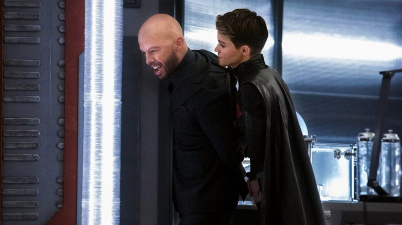 Crisis on Earth-X, Part 3