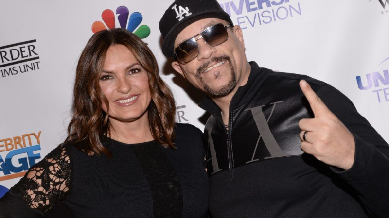Mariska Hargitay TV Guide Magazine Cover Party