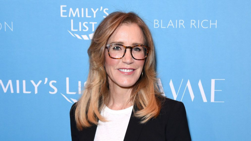 Felicity Huffman vuelve a actuar en el piloto de comedia de béisbol de ABC