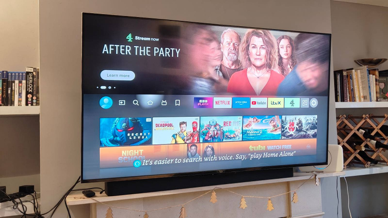   Amazon Fire TV Omni Mini-LED da 55 pollici.