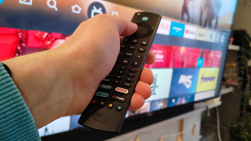   Amazon Fire TV Omni Mini-LED da 55 pollici.
