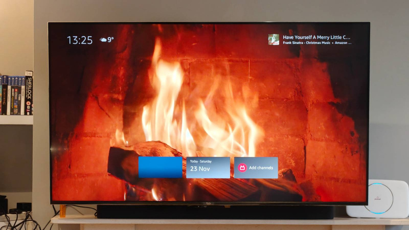   Amazon Fire TV Omni Mini-LED mostra un display per la masterizzazione di tronchi.