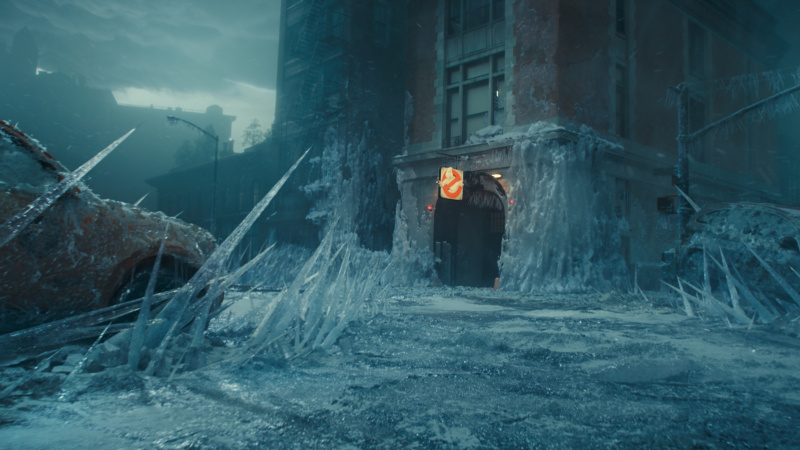   Požiarna zbrojnica Ghostbusters preberá vládu v hlbokom mraze, ako je vidieť v upútavke Ghostbusters: Frozen Empire