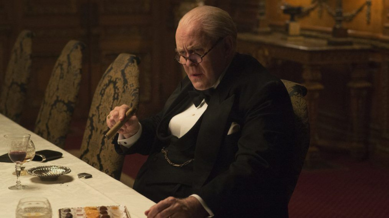 The Crown Season 1, GoldenGlobesRoush, GG2017.NOMS
