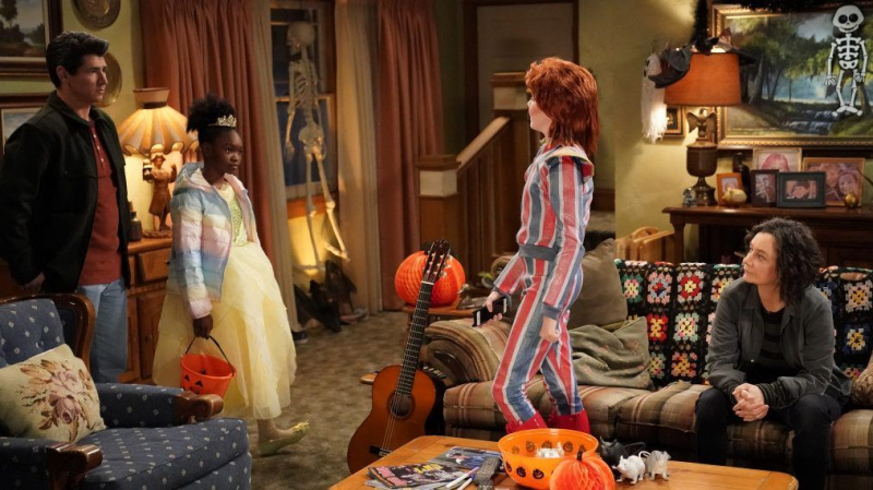 「The Conners」がスニークピークで別のハロウィーンに取り組んでいるところを見る（写真）