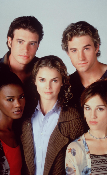 'Felicity' compie 20 anni: dove sono ora i membri del cast? (FOTOGRAFIE)