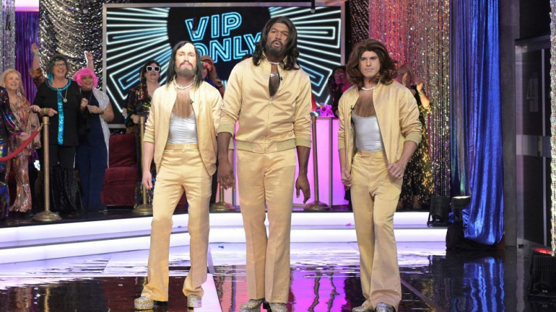 WHIT JOHNSON, MICHAEL STRAHAN, GIO BENITEZ