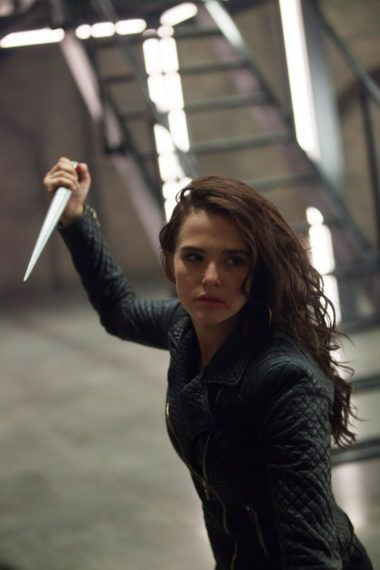 Zoey Deutch vampīru akadēmija