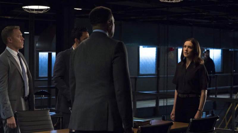 Trailer della Stagione 7 di 'The Blacklist': Elizabeth troverà il rosso prima che sia troppo tardi? (FOTOGRAFIE)