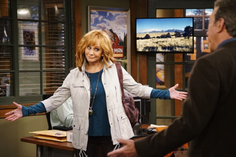 REBA MCENTIRE